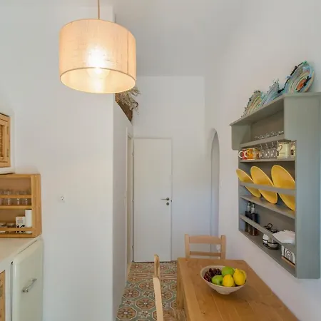 Satsi's Cozy Casa-2 Min From The Beach&town Ferienhaus *