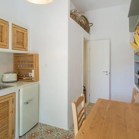 Satsi's Cozy Casa-2 Min From The Beach&town