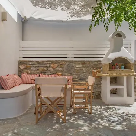 Satsi's Cozy Casa-2 Min From The Beach&town Ferienhaus Páros